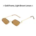 Lunettes de soleil dorées tendance avec verres thé clair au design unique en losange - Monture Dorée Verre Thé Clair
