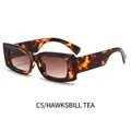 Retro rectangle sunglasses with tortoiseshell frame and gradient brown lenses - Leopard Frame Gradient Tea Lens