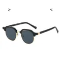 Occhiali da sole moda donna con montatura nero oro lucido e lenti grigio scuro - Montatura Nero Lucido Lente Grigia