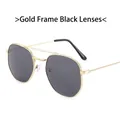 Klassieke gouden aviator zonnebril met zwart-grijze glazen voor heren in 45 graden hoek - Gouden Frame Zwart Grijs