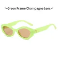 Lunettes de soleil œil de chat polygonales avec monture vert clair et verres champagne - Monture Verte Verre Champagne