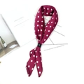 Foulard vintage en satin bordeaux à pois avec boucle en cuir pour femmes - Rouge à Pois
