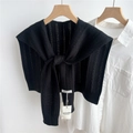 Detail of black hollow knit shawl with vertical stripes over a white shirt - 48*95cm / Black