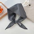Foulard en coton et lin à carreaux noir et blanc style japonais avec nœud élégant - Petit Gingham Noir
