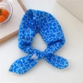 Foulard in cotone e lino blu a fiori con bordo in pizzo bianco elegante - Floreale Blu (11 Cotone)