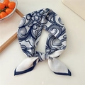 Carré de soie bleu et blanc en coton et lin avec motif floral noué en forme de nœud - 3. Cadre De Feuilles Bleu Foncé / 65*65cm