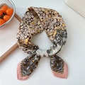 Carré de soie vintage à motif paisley marron et orange pour le cou ou les cheveux - Arbre à Fleurs d'Oeuf Paisley Rose