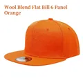 Cappellino snapback classico arancione a sei pannelli con visiera piatta e sigillo - Arancione