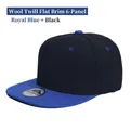 Cappellino snapback a 6 pannelli con visiera piatta in blu reale e nero a contrasto - Blu Reale + Nero