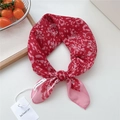 Elegante foulard in seta rossa con stampa leopardata rosa e motivi floreali, annodato - Floreale Leopardo Rosa (21be)