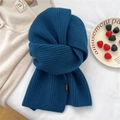 Detail of dark blue rib-knit wool scarf with 100% wool label on white fabric - Black Label Tassel Style / 22*167cm / Navy Blue