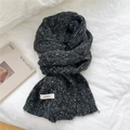 Chunky dark grey knitted scarf with white speckled pattern and minimalist brand label - 20*150cm / Speckled Black/Grey