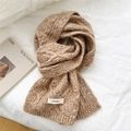Chunky knit brown winter scarf in a warm cable weave pattern with a minimalist brand label - 20*150cm / Speckled Camel