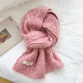 Pink chunky cable knit scarf with soft mixed textures and minimalist brand label - 20*150cm / Speckled Pink