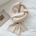 Winter knitted cream scarf with cross-loop design and leather logo patch detail - 20cmx170cm / Cream