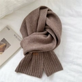 Solid camel knitted scarf with ribbed texture and brown leather logo tag - 20cmx170cm / Dark Coffee
