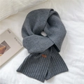 Dark grey chunky knit scarf for winter with stylish brown leather patch detail - 20cmx170cm / Dark Gray