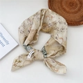 Foulard vintage in cotone beige con motivi floreali e stampe di calligrafia cinese - 1cotton-Stampa Calligrafia