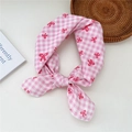Foulard in cotone e lino a quadretti bianchi e rosa con fiocchi rossi su sfondo bianco - 3cotton-Fiocco Gingham Rosa