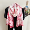 Écharpe en mousseline à imprimé floral rouge sur fond blanc pour femmes en été - Dragon de Fleur Rouge / 67*175cm