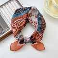 Foulard chic à motif paisley en orange vif, marron et bleu marine élégant - 23 Coton - Patchwork d'Orange Paisley