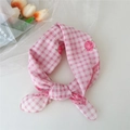 Foulard chic en coton lin à carreaux roses avec motif floral pour la coiffure - Vichy Rose Aux Roses