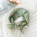 Bandana en coton et lin vert clair avec motif floral et design noué élégant - 5B Branche Fine Fleuri Vert