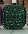 Elegante borsa da sera verde scuro con strass, grandi cristalli e telaio in metallo - Verde