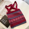 Rote Strick-Einkaufstasche mit blau-weißen geometrischen Mustern im Herbst-Retro-Stil - Vintage Geometrisches Rot