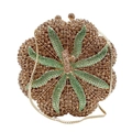 Dettaglio della borsa da sera a fiore color oro champagne con foglie in strass verdi - Oro