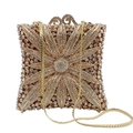 Détails de la pochette de soirée dorée avec motifs floraux en strass étincelants - Base Dorée Strass Blancs
