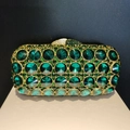 Lussuosa borsa da sera in strass verde smeraldo con cornice dorata e chiusura in cristallo - Smeraldo