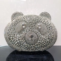 Dettaglio della borsa da sera a panda argento con superficie scintillante incastonata di diamanti - Argento