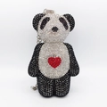 Elegante pochette panda di strass bianchi e neri con un dettaglio a forma di cuore rosso - Stile Panda / Nero