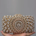 Elegante borsa pochette dorata con strass scintillanti e perle bianche per feste serali - Oro/Strass Bianco
