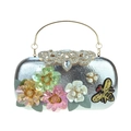 Elegante pochette da sera argento con fiori di paillettes, perle e ricamo ad ape - Argento