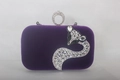 Clutch da sera in velluto viola con motivo volpe in strass e chiusura ad anello di cristallo - Viola