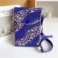 Mini bolso de punto para móvil con estampado de leopardo azul marino y correa - Azul Leopardo