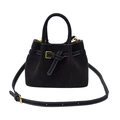 Schwarze Wildleder-Beuteltasche mit Kontrastnähten und goldenem Schnallenriemen - Schwarz