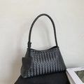 Borsa hobo nera in pelle intrecciata con tracolla annodata e mini borsellino rimovibile - Nero