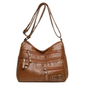 Borsa a tracolla da donna in morbida pelle marrone con design multitasche e trama litchi - Marrone