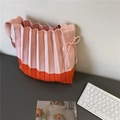 Detail der gestrickten Falten-Tasche in Pink und Orange mit dekorativer Schleife - 25*70cm / Rosa Orange(2)