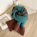 Gestreifter Strickschal in Dunkelbraun und Cyan mit dicker, gerippter Textur - 17*158cm / Grün & Braun