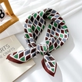 Sciarpa twilly con motivo a rombi retrò verde scuro e marrone con finitura setosa - Argyle geometrico verde