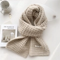 Sciarpa spessa in maglia a coste color avena chiaro con etichetta del marchio tessuta - 20*170cm / Beige