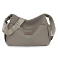 Sac bandoulière en nylon kaki neutre avec large bandoulière logotée pour femme - Chameau Clair