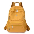 Zaino moderno giallo zenzero in nylon impermeabile con design multitasca da donna - Giallo