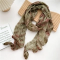 Sciarpa lunga in cotone e lino plissettata con sfumatura tie-dye verde militare e rosa - 30x190cm / Tie-Dye Verde