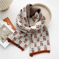 Schicker Strickschal in Beige mit orangefarbenem Kirschmuster und geripptem Saum - Orange Floral Beige (MX0175)