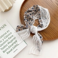 French retro white lace floral scarf with blue and brown patterns and wavy edges - 3 Wavy Lace Four-Leaf Beige